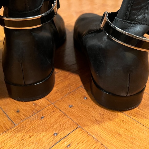 Lauren Ralph Lauren leather black and tan boots with ankle riding detail - Picture 4 of 7